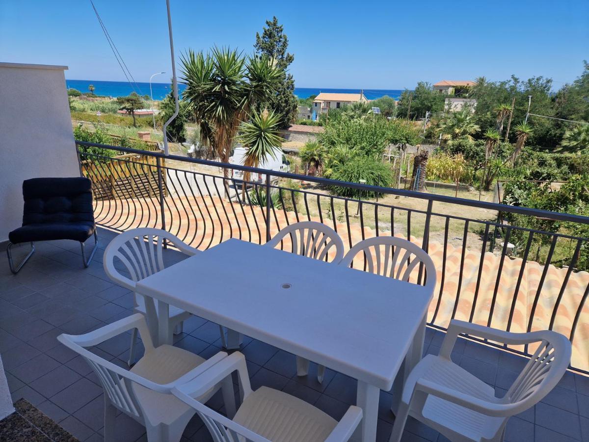 Nina'S House 2 A 300 Metri Dal Mare Apartment Santa Caterina Dello Ionio Marina Exterior photo